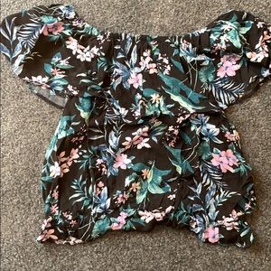 Off the Shoulder Ruffle Shirt